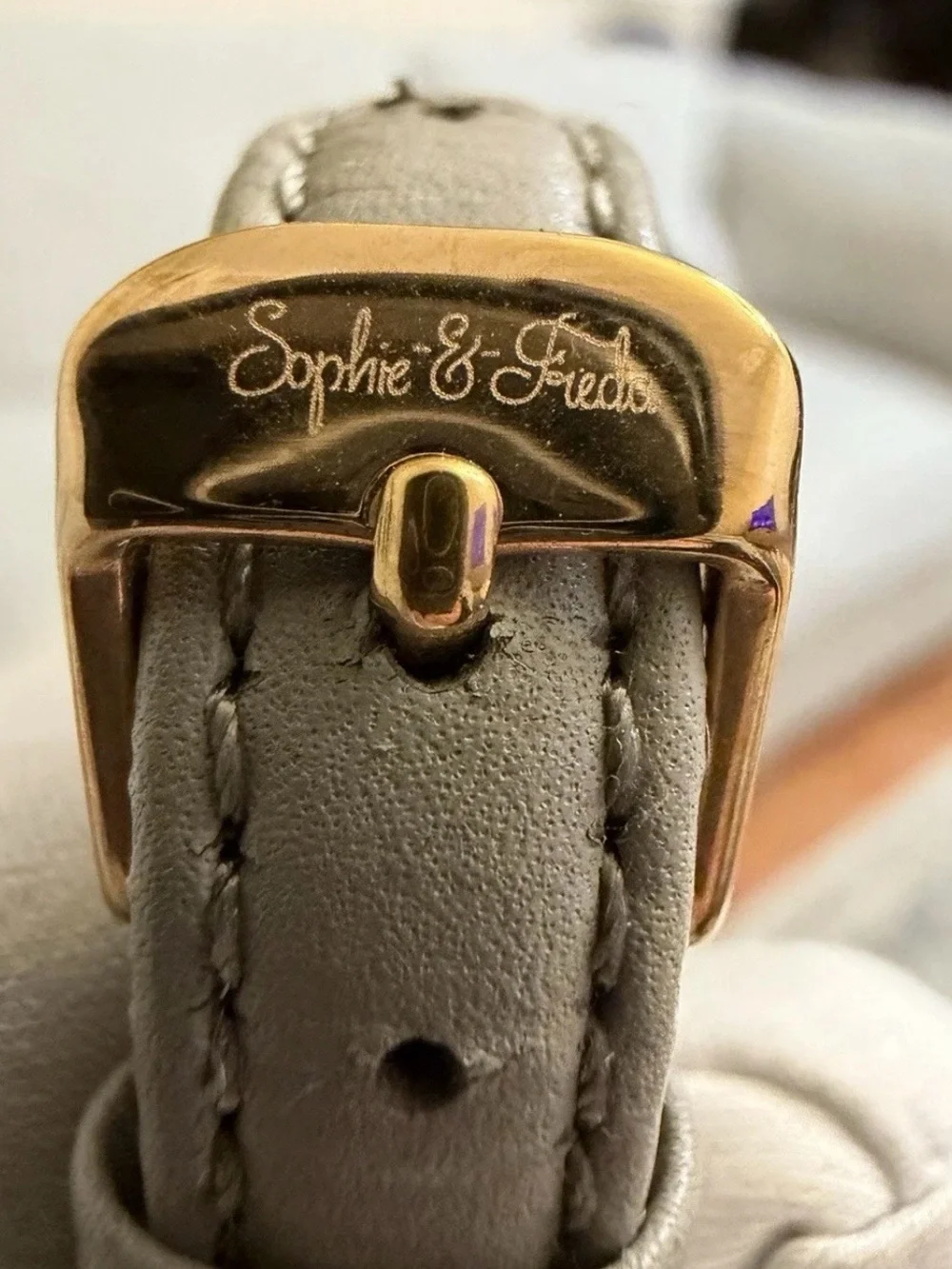Sophie & Freda new without